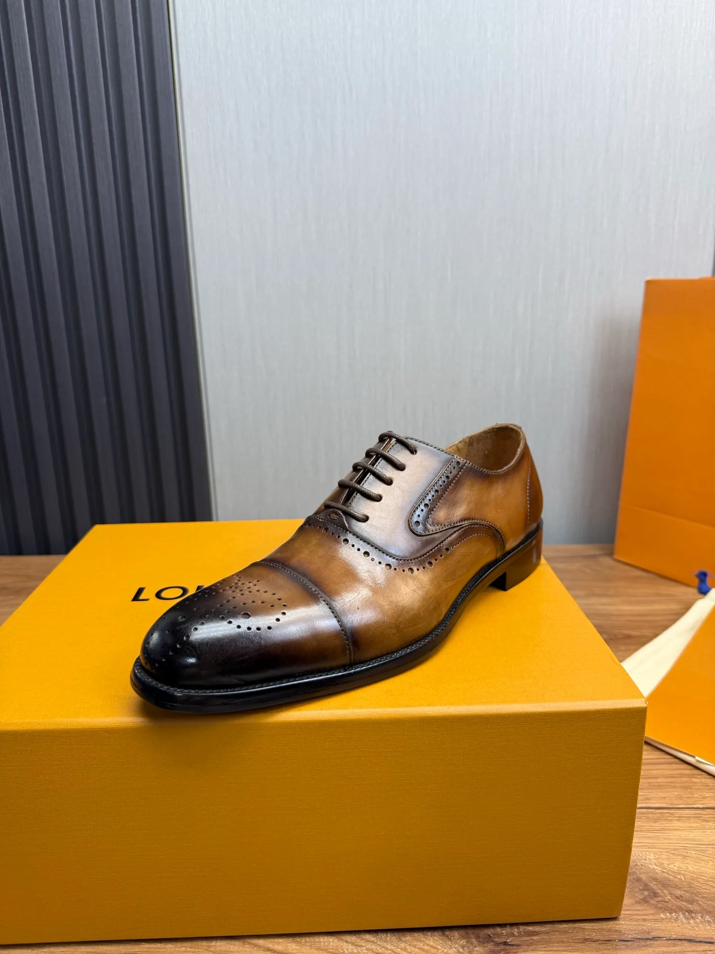 Men's shoes💰760💰 LV. Men's business casual leather shoes, 1:1 shipment ⬆️Luxurious and noble👞All imported original brand leather, just to create a more comfortable wearing experience, upper: original cowhide ➕Imported full cow lining, original leather outsole ✔️36-45 (38.45 non-refundable)